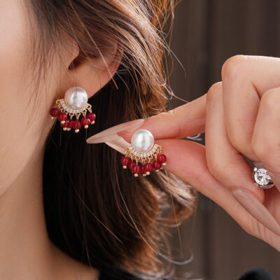 Women Pearl Earrings Vintage Niche Tassel Ear Accessories