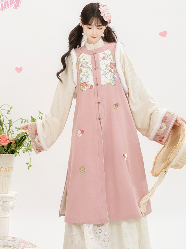 Women Winter Hanfu Long-Length Ming Dynasty-Style Hanfu in Pink Bijia