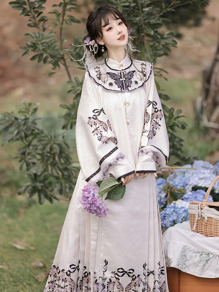 Traditional Ming Dynasty Hanfu Women Mamian Skirt Vintage Ensemble