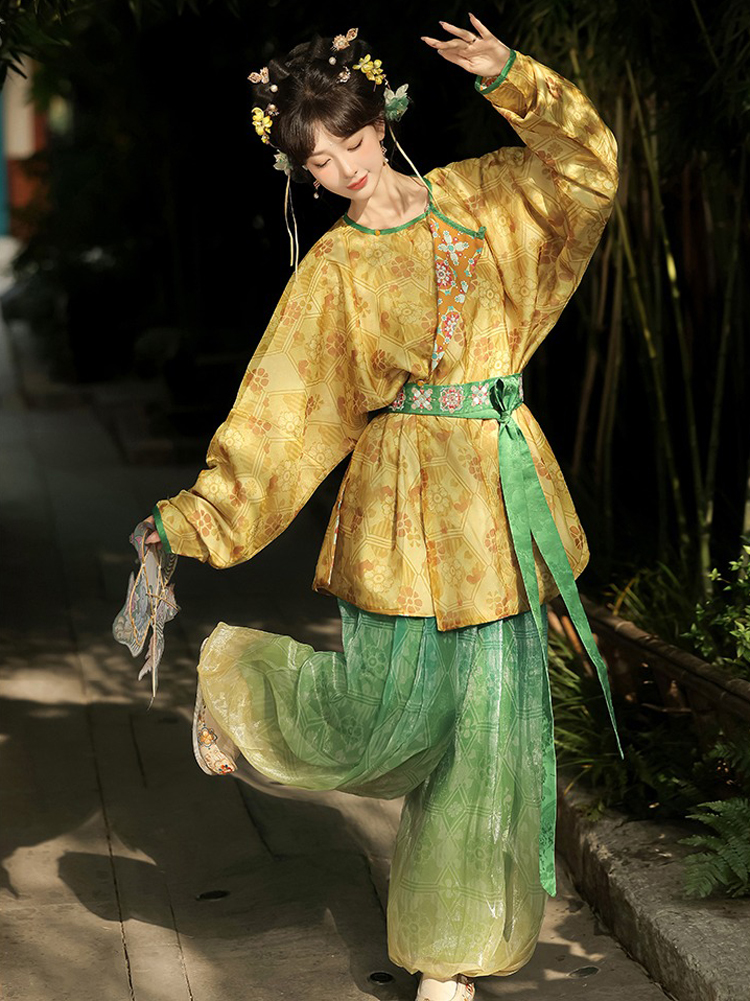 Autumn Tang Dynasty Women Hanfu Round Neck Robe Cute Yellow Daily Set