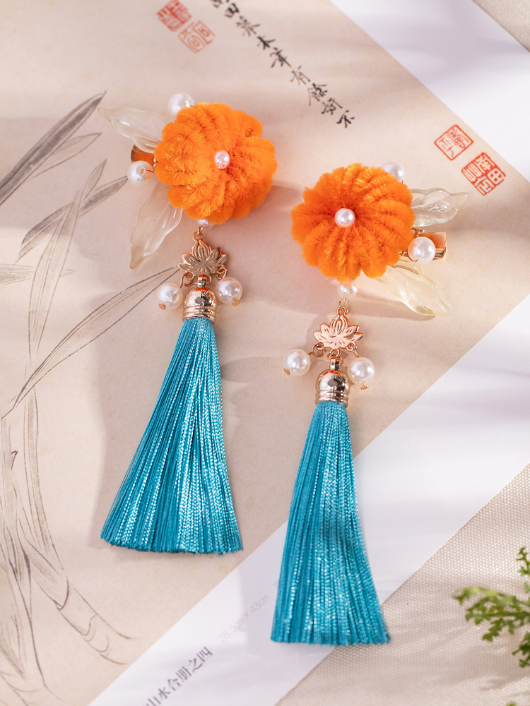 Hanfu Women Pumpkin Hairpiece with Tassel Plush Hairpin