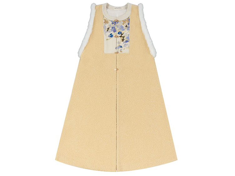 Ming Dynasty Women Long Coat and Maian Skirt Bijia Set