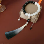 Traditional Jewelry Black-and-White Tassel Women's Vintage Bracelet