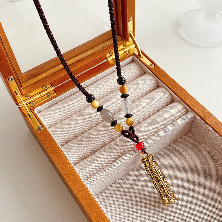 Women Accessories Round Necklace Vintage Niche Jewelry