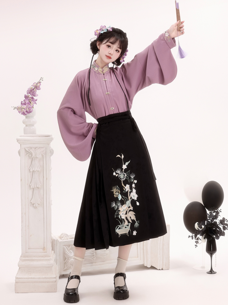 Women Winter Hanfu Purple Daily Set with Mamian Skirt