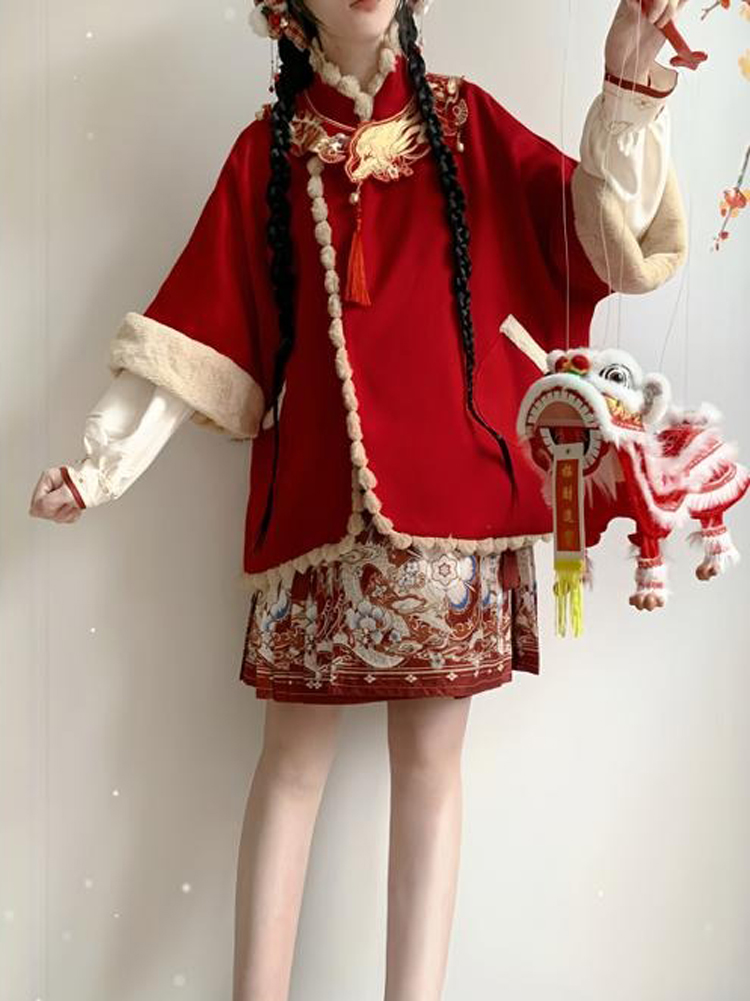 Women Winter Hanfu Red New Year Attire with Mamian Skirt