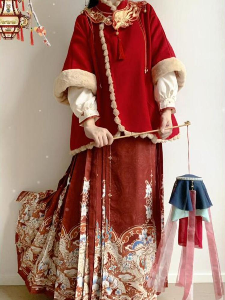Women Winter Hanfu Red New Year Attire with Mamian Skirt