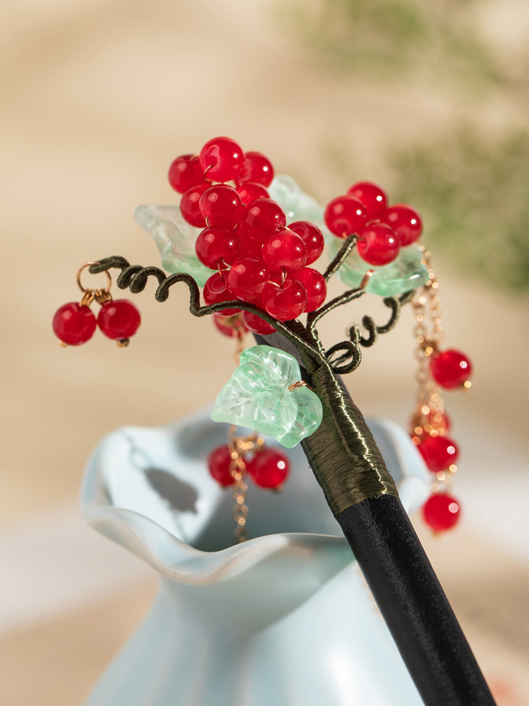 Classic Wooden Hairpin for Hanfu Minimalist Berry Inspired Spring Festival Hair Ornament