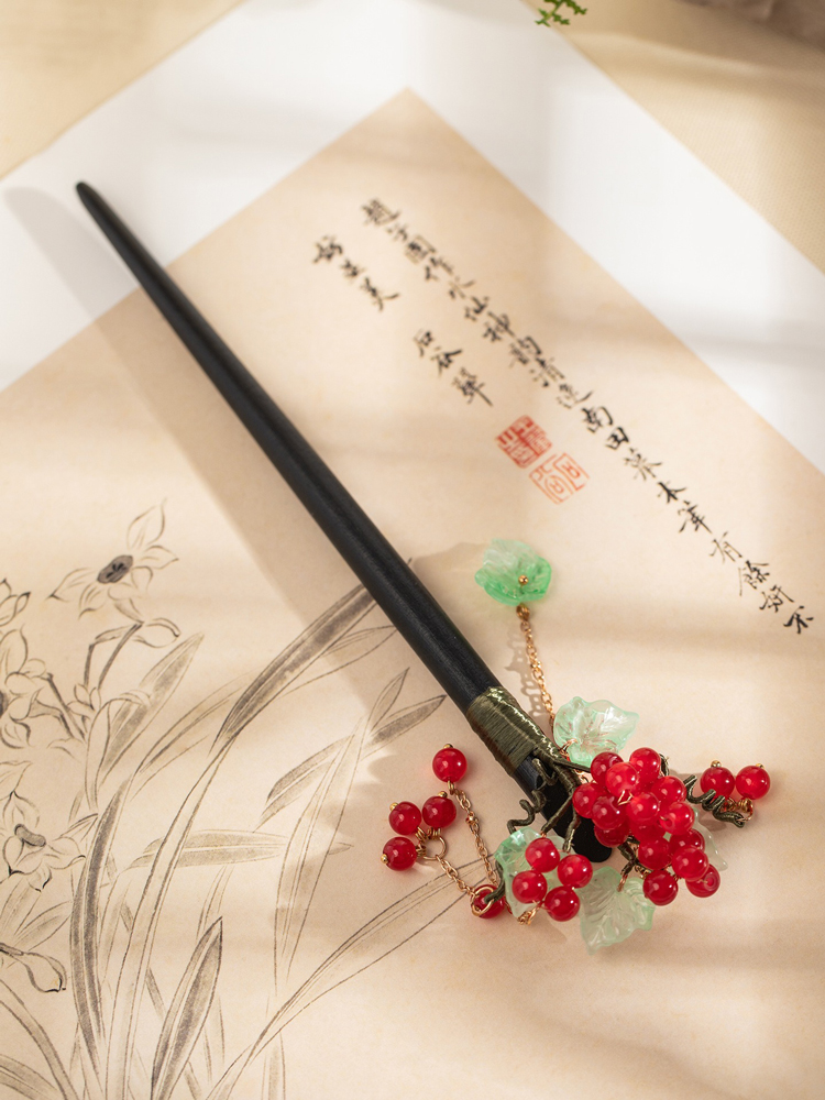 Classic Wooden Hairpin for Hanfu Minimalist Berry Inspired Spring Festival Hair Ornament