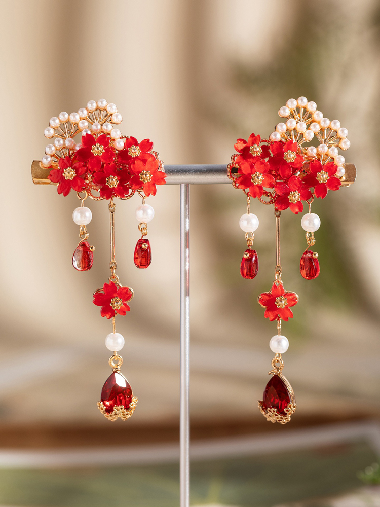 New Handcrafted Intangible Cultural Heritage Silk Earrings Classic Cheongsam Red Tassel Earrings