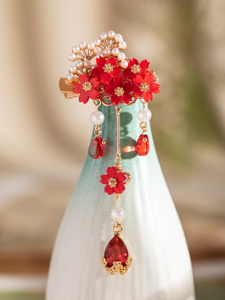 New Handcrafted Intangible Cultural Heritage Silk Earrings Classic Cheongsam Red Tassel Earrings