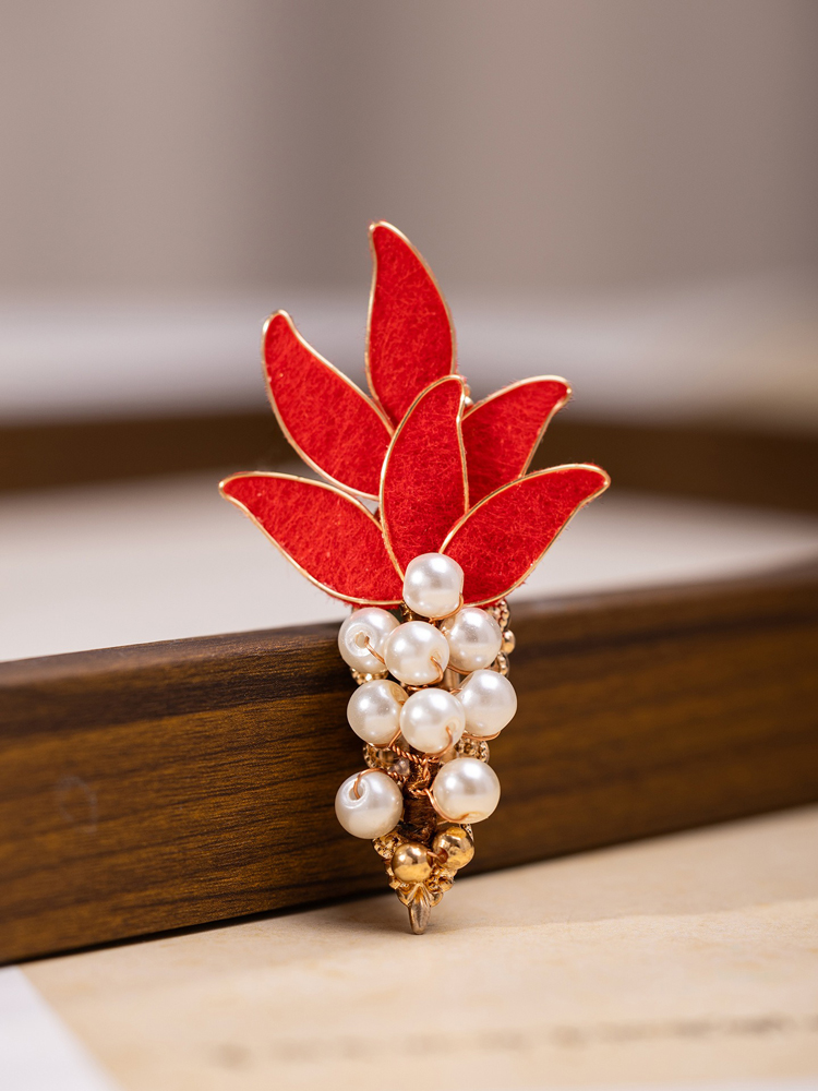 Red Velvet Hair Clip with Lucky Koi Fish Hair Accessory Retro Vintage Style Hair Ornament