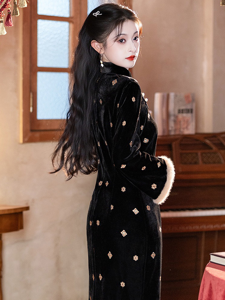 Women Black Winter Cheongsam Thickened Velvet Long-Length Qipao