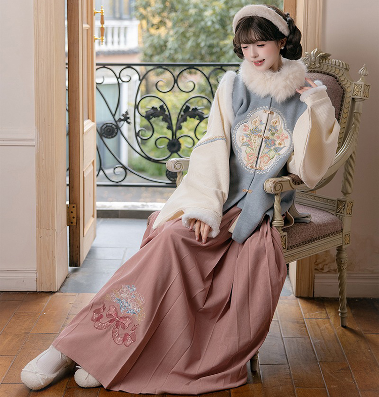 Women New Year Hanfu Bijia Set Ming Dynasty Style Thickened Winter Attire