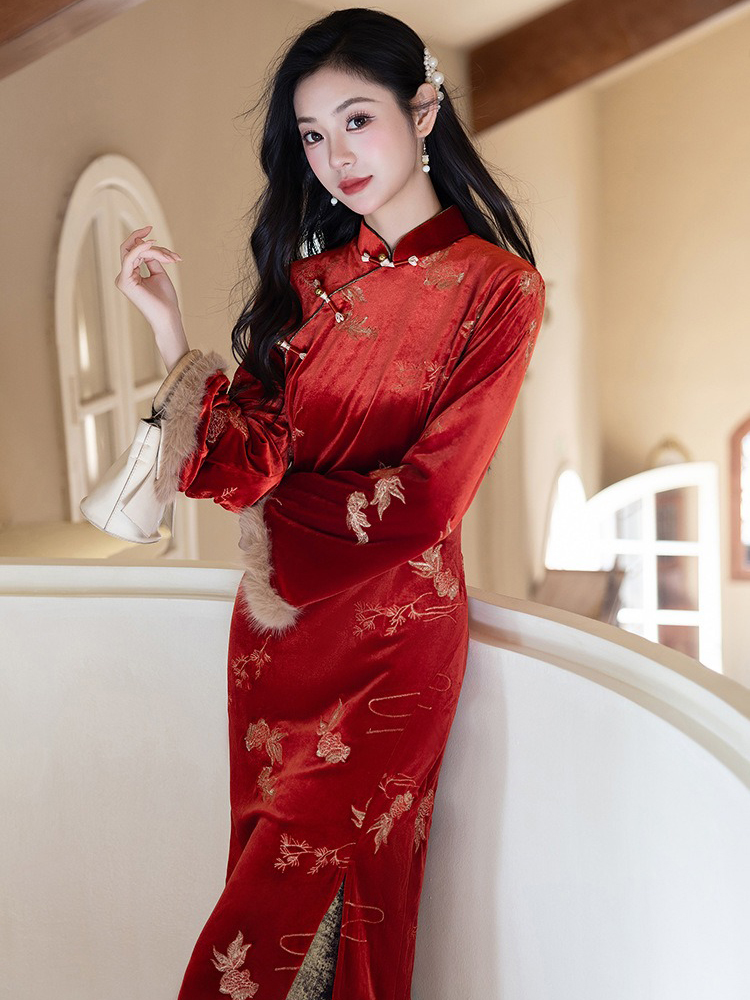 Women Winter Red Cheongsam New Year Style Elegant Long-Sleeved Koi Qipao