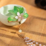 Classic Hairpin with Buyao Tassel and Green Leaf Design Children's Hanfu Hair Accessory