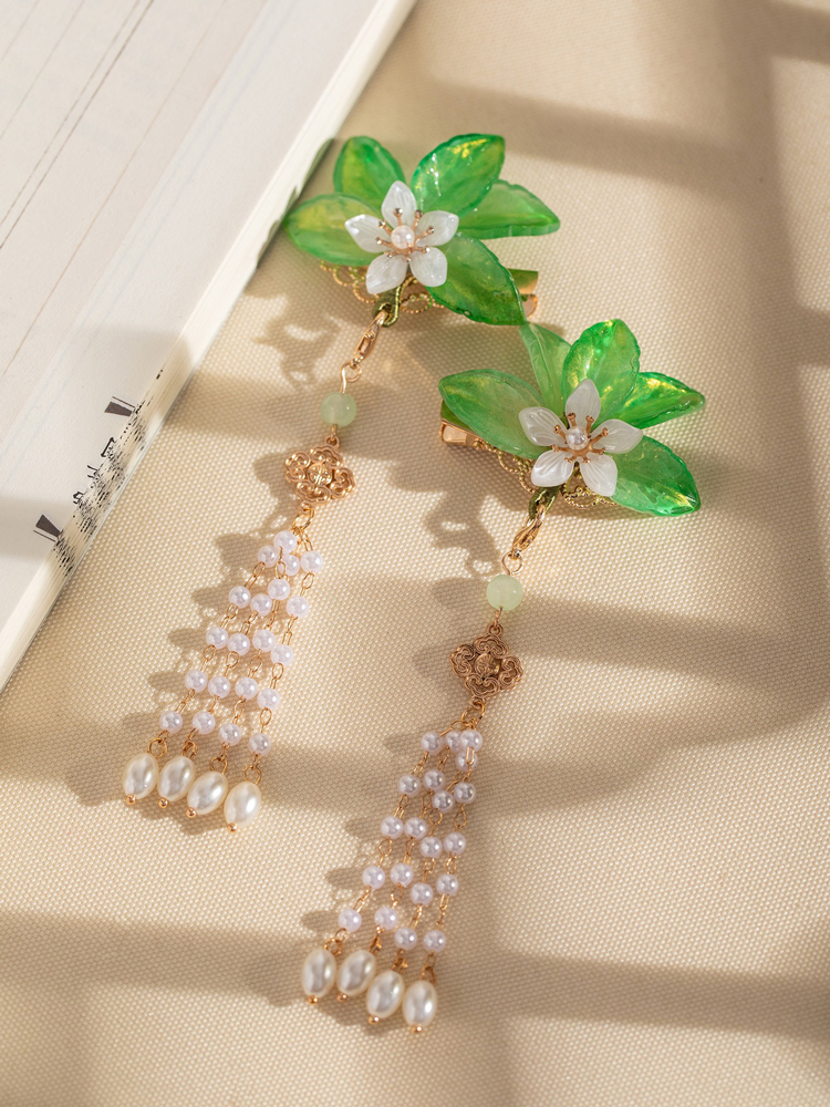 Classic Hairpin with Buyao Tassel and Green Leaf Design Children's Hanfu Hair Accessory