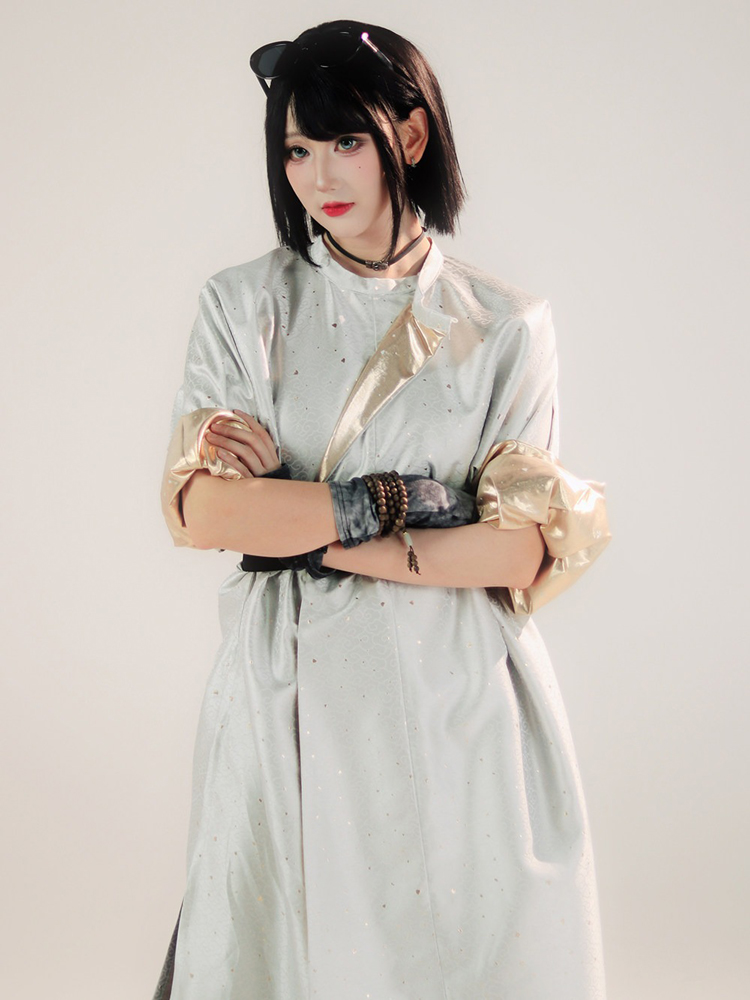 Couple Tang Dynasty Round-Neck Robes in Light Colors Loose-Fitting Martial Arts-Style Hanfu