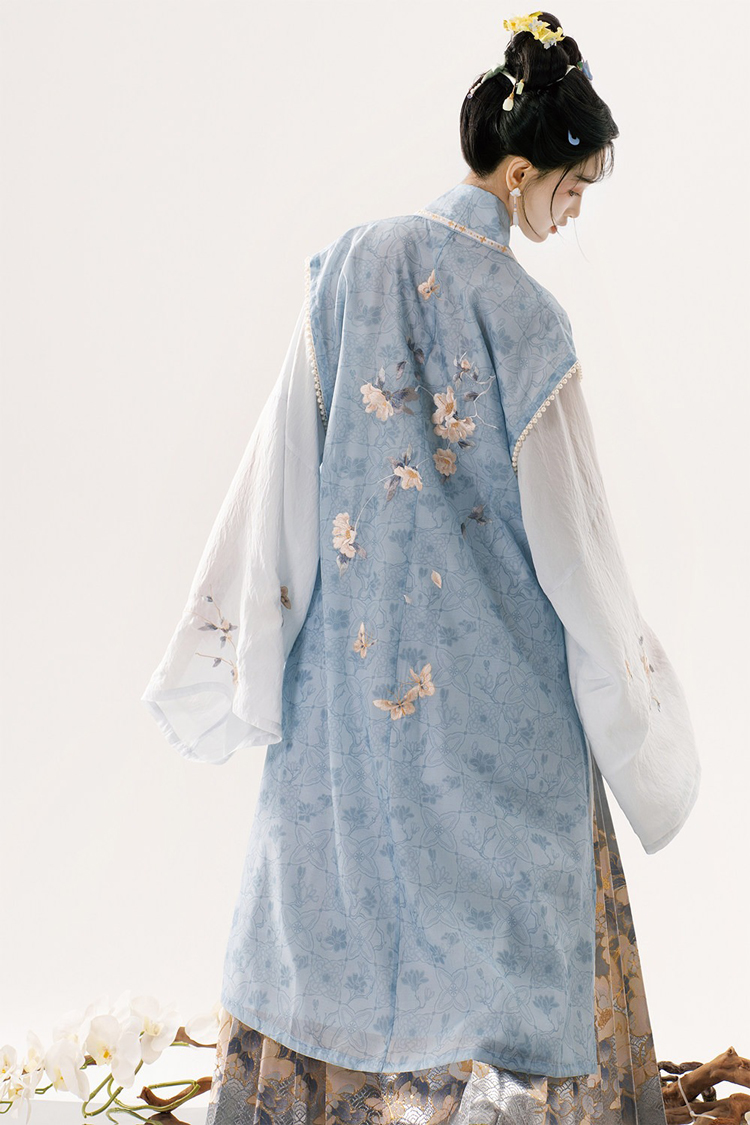 Ming Dynasty Hanfu Set Long Bijia Elegant Mamian Qun