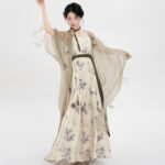 New Chinese-Style Floral Embroidered Cardigan Jacket with Modified Strapless Mress Set