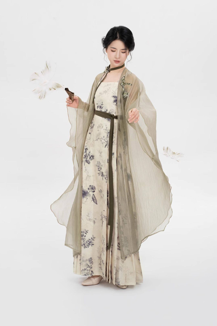New Chinese-Style Floral Embroidered Cardigan Jacket with Modified Strapless Mress Set