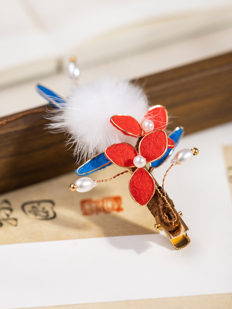 Traditional-Style Hair Accessories Winter Fuzzy Ball Hair Clips Handmade Velvet Hanfu Hair Ornaments