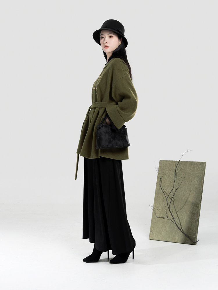 Women Winter Hanfu Round-Neck Coat Stand-Up Collar Bell-Sleeve Long Dress A-Line Slim-Fit Long Skirt