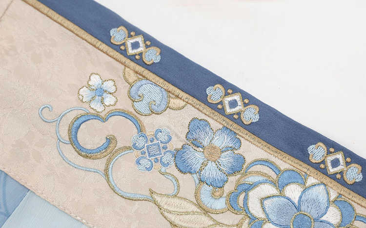 Women's Tang Dynasty Hanfu Winter Thickened Qixiong Shanqun with Shawl