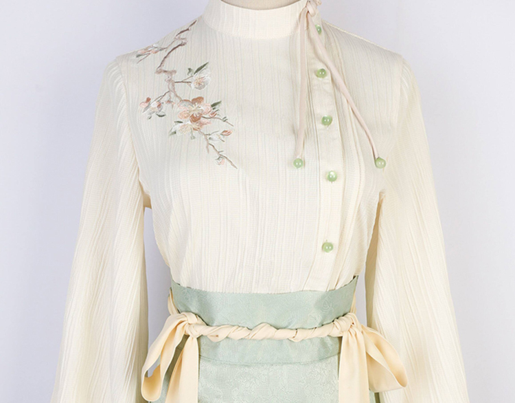 Spring Women Hanfu New Chinese Style Daily Hanfu Set with Mamian Qun