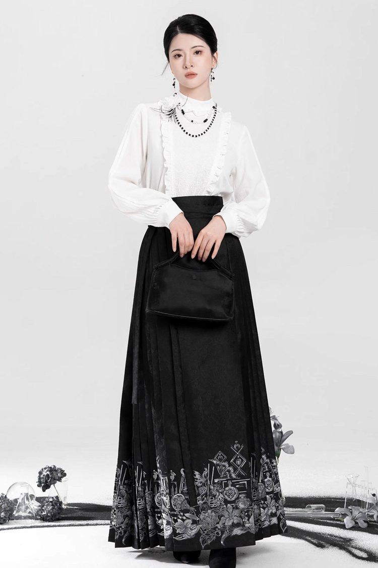 Spring Women Hanfu Set Duijin Jacket Black Mamian Skirt Elegant Style