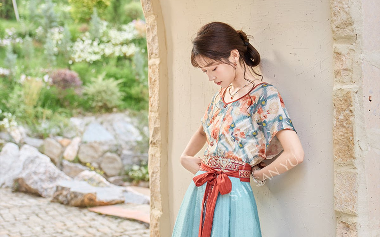 Tang Dynasty Style Women Hanfu Set in Tencel Fabric for Casual Daily Wear