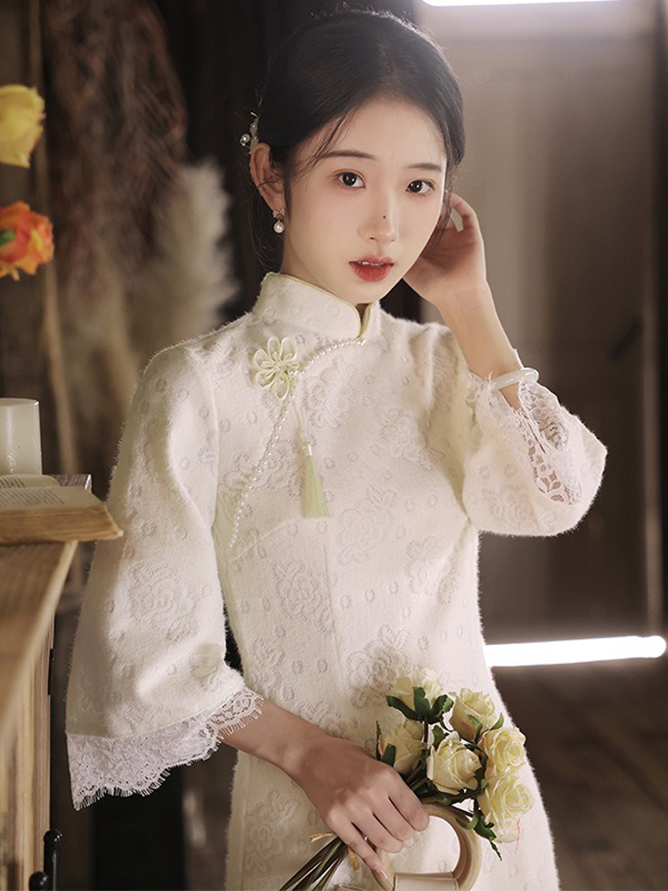 White New Chinese-Style Engagement Cheongsam Long-Sleeved Youthful Style Lace Dress for Young Women