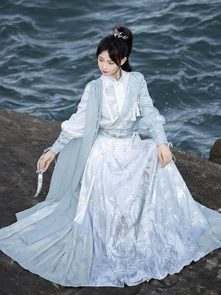 Women Martial Arts Set Flowing Knight Ming Dynasty M amian Qun Set