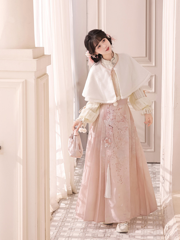 Women Spring Hanfu Ming Dynasty Style Pink Mamian Skirt