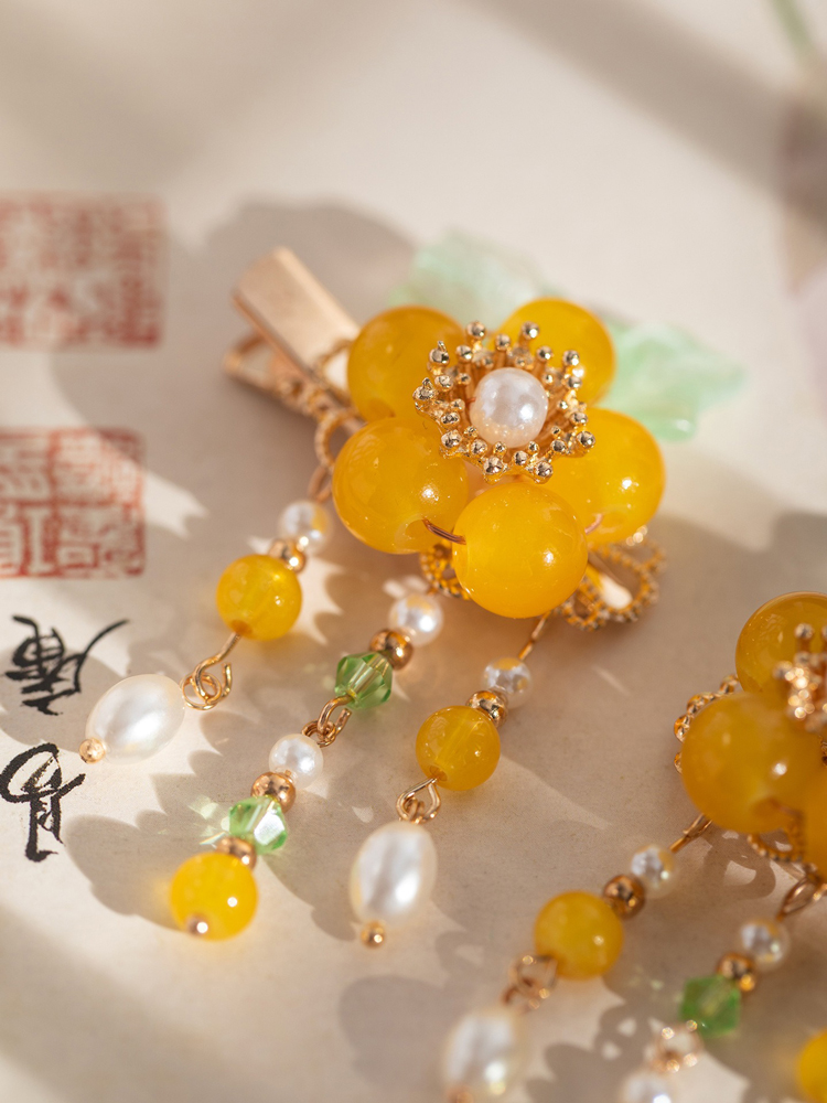 Cheongsam-style Headpiece with Yellow Flowers Hanfu Children's Hair Clip