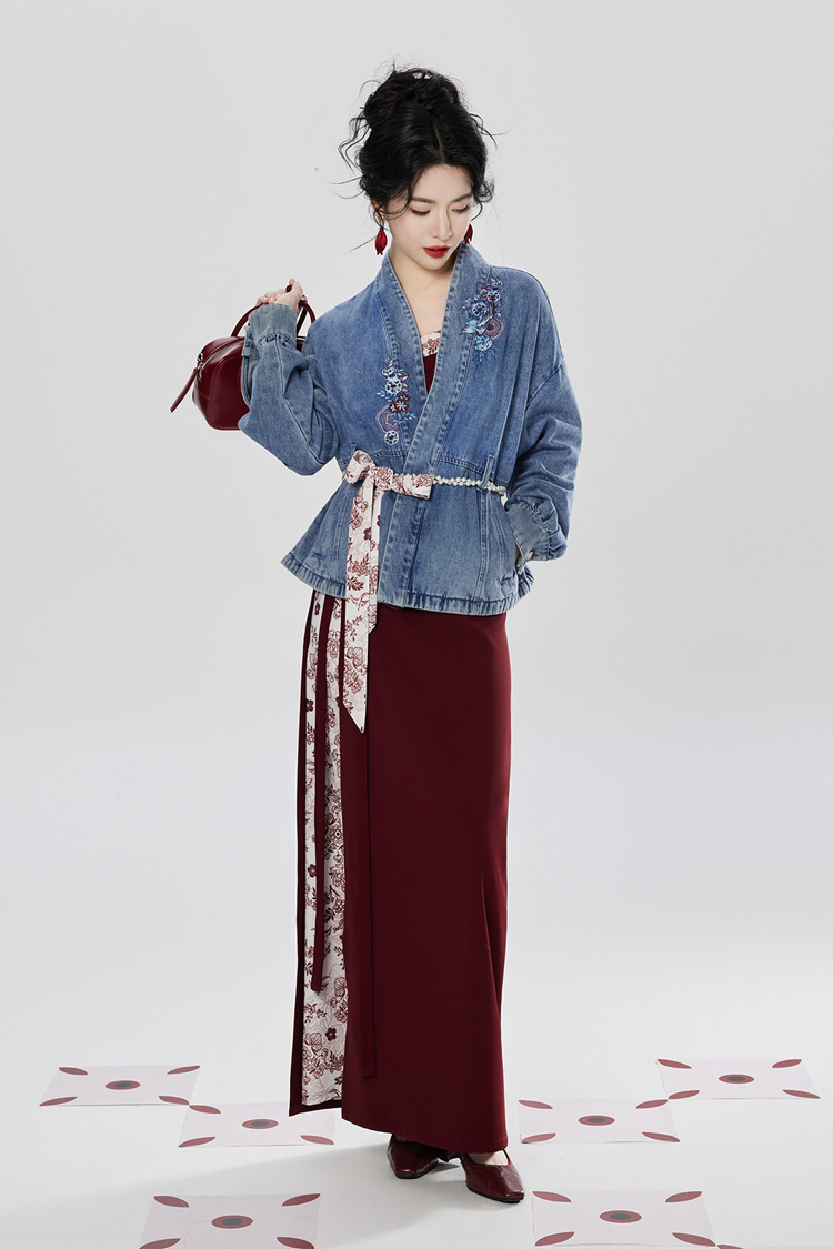 Fashion Hanfu Denim Jacket with Song Dynasty Aesthetic for Women Daily Wear