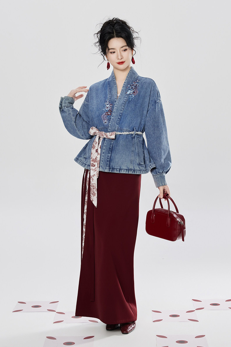 Fashion Hanfu Denim Jacket with Song Dynasty Aesthetic for Women Daily Wear