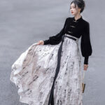 Fashiona Hanfu with Traditional Calligraphy Elements Women Streetwear New Trend