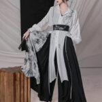 Fashionable Women Hanfu Inspired Outfit Songku for Spring