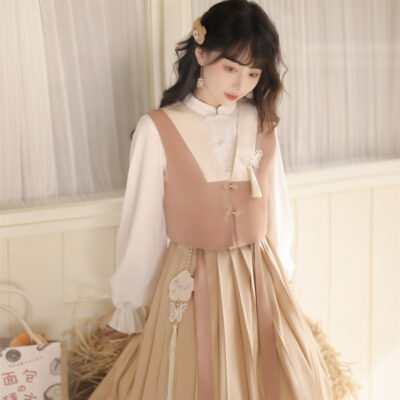 Modern Everyday Hanfu Spring Dress with Vest Vintage Set