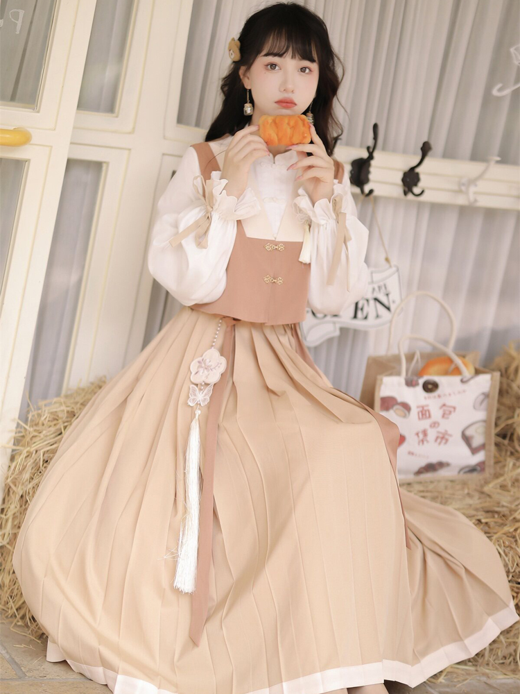 Modern Everyday Hanfu Spring Dress with Vest Vintage Set