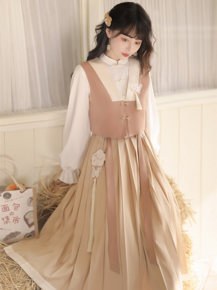 Modern Everyday Hanfu Spring Dress with Vest Vintage Set