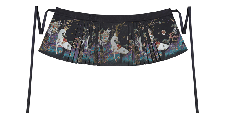 Modern Woman Ming Dynasty Style Short Hanfu Mamian Qun