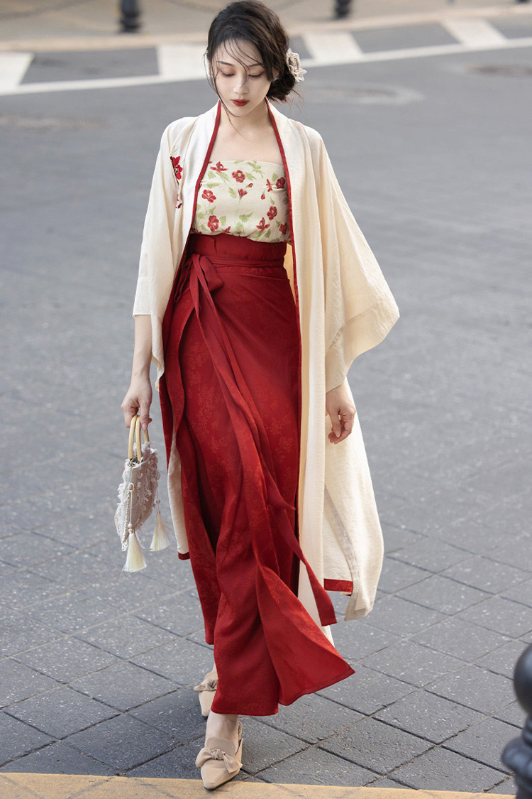 Song Dynasty Women Hanfu Red Summer Street Style