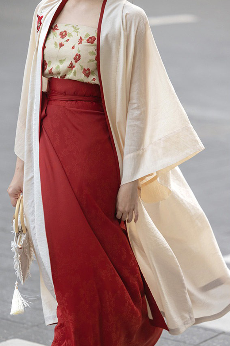 Song Dynasty Women Hanfu Red Summer Street Style
