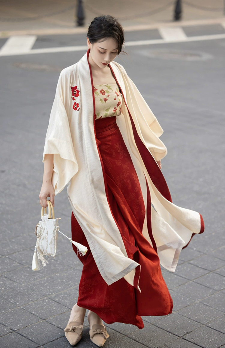 Song Dynasty Women Hanfu Red Summer Street Style