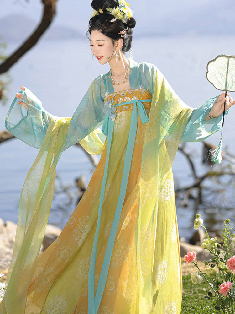 Spring Women Hanfu Stunning Tang Dynasty Qixiong Shanqun Set