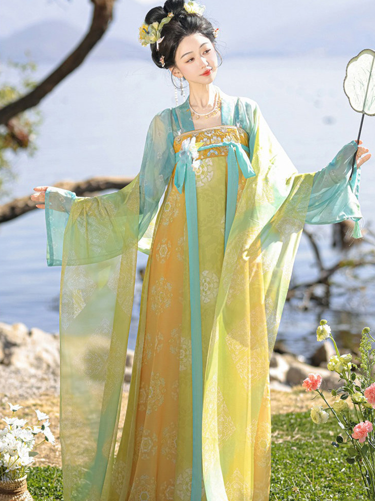 Spring Women Hanfu Stunning Tang Dynasty Qixiong Shanqun Set