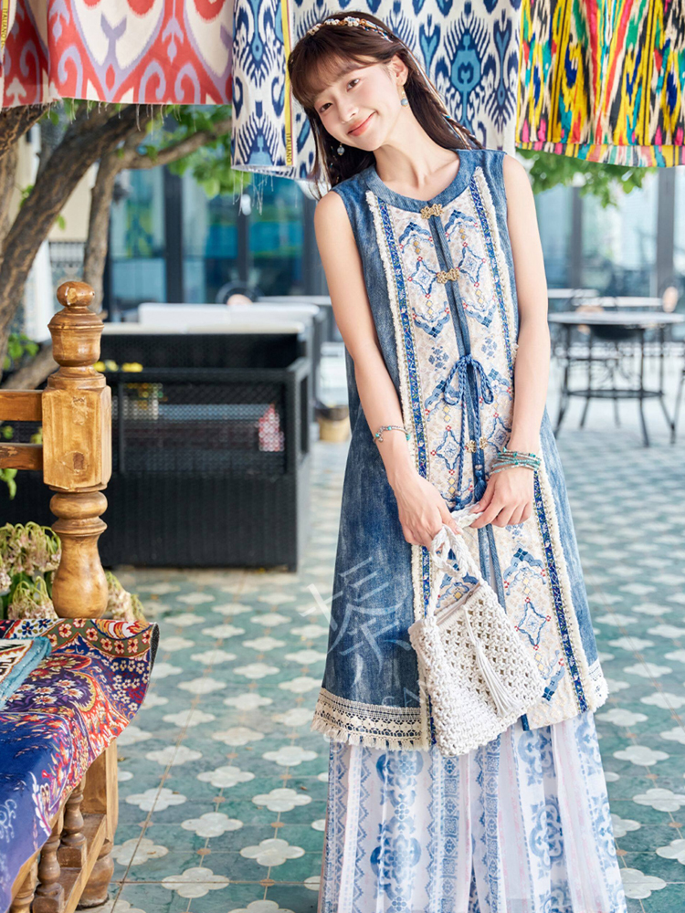 Summer Casual Set Fashionable Hanfu-Inspired Denim-Element Ensemble