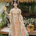 Tang Style Teenage Girl Qixiong Shanqun Modern Take on Traditional Chinese Summer Hanfu